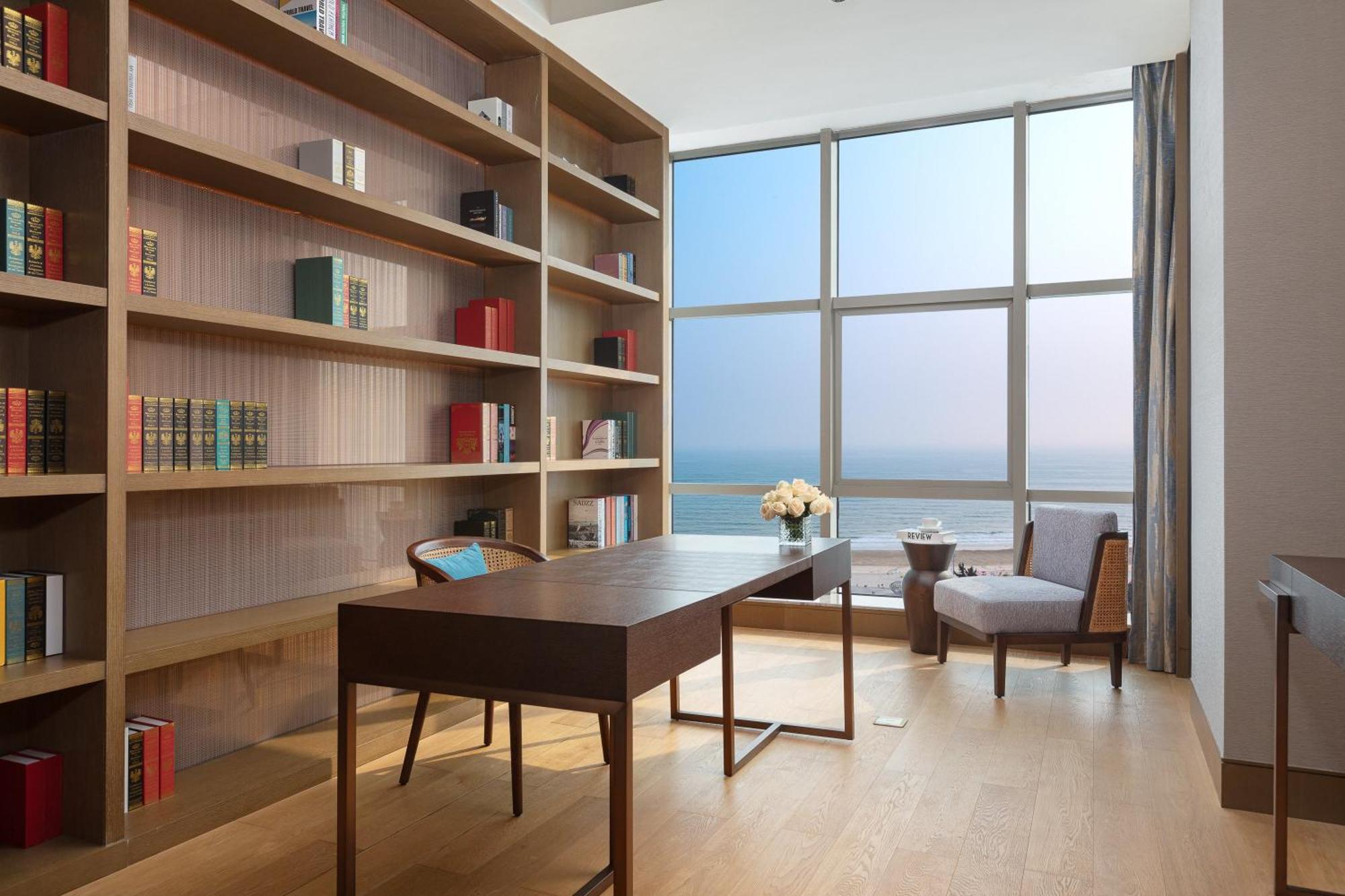 Crowne Plaza Beihai Silver Beach By Ihg Bagian luar foto