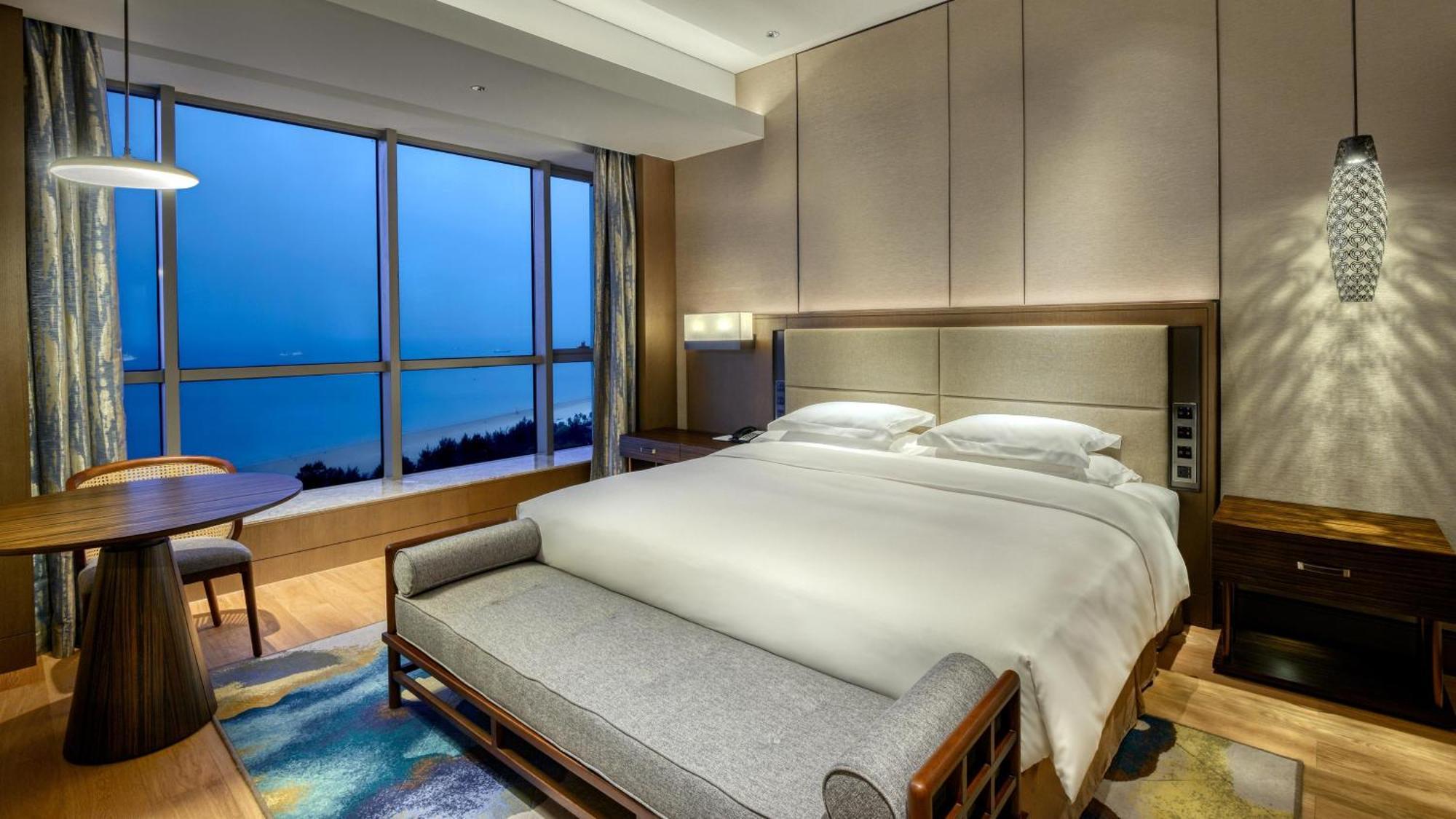 Crowne Plaza Beihai Silver Beach By Ihg Bagian luar foto